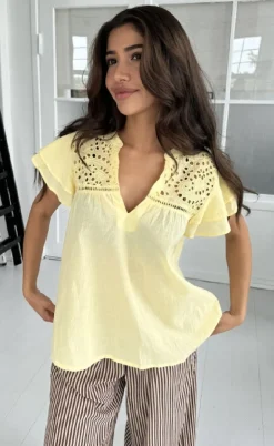 Continue Top - Christel - Light Yellow