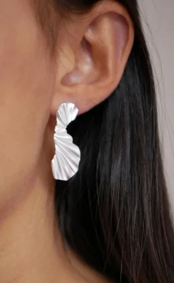 ENAMEL Copenhagen Øreringe - Big Wave - Silver Colour