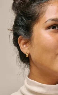 Enamel Copenhagen Øreringe - Poe -  Forgyldt