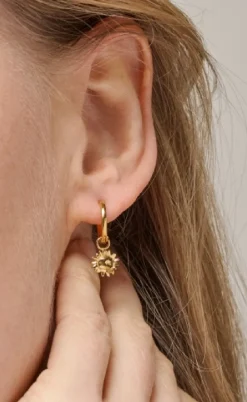 ENAMEL Copenhagen Vedhæng - Sunny Sunshine - Gold Colour