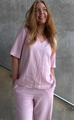 Freequent Bluse - Lava - Off White w. Fuchsia Pink