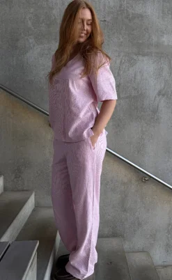 Freequent Bluse - Lava - Off White w. Fuchsia Pink