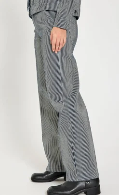 Freequent Bukser - Melly - Off-white w. Navy Blazer