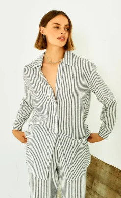 Freequent Skjorte - Lavisco - Star Off-white w. Navy Blazer