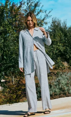 Freequent Skjorte - Lavisco - Star Off-white w. Navy Blazer