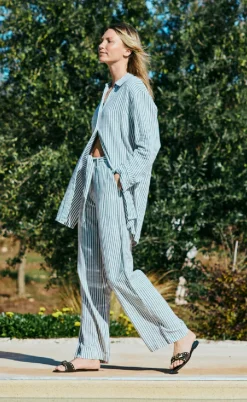 Freequent Skjorte - Lavisco - Star Off-white w. Navy Blazer