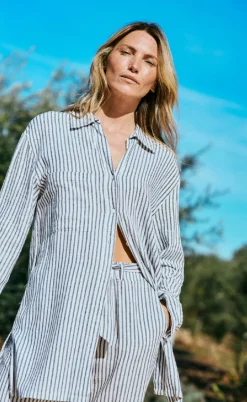 Freequent Skjorte - Lavisco - Star Off-white w. Navy Blazer