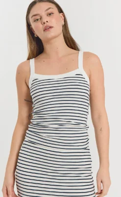 Freequent Top - Zia - Brilliant White w. Navy Blazer