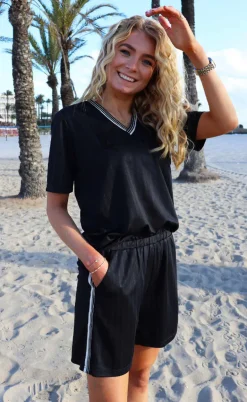 Liberte T-shirt - Felia - Black Simili