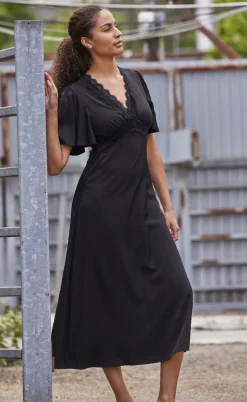 Love & Divine Kjole - Love1368 - Black