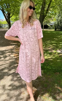 Love & Divine Kjole - Love1350 - Baby Pink