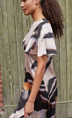 Love & Divine Kjole - Love1000-12 - Multi