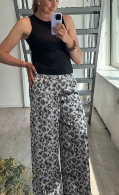 Love & Divine Top - Love1228 - Black