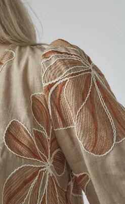 Love & Divine Top - Love1339 - Sand Flower