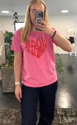 Luxzuz T-shirt - Rock & Roll - Prism Pink