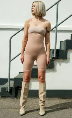 Lykkeland Ateliér Shorts - Shaping Alturra - Tan