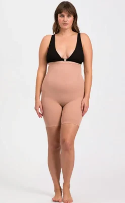 Lykkeland Ateliér Shorts - Shaping Alturra - Tan