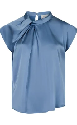 Neo Noir Bluse - Fleur Drapy Satin - Dusty Blue