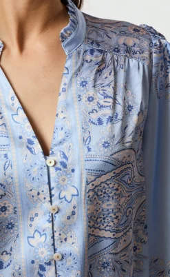 Neo Noir Bluse - Massima Paisley Border - Light Blue