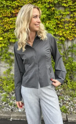 Neo Noir Bluse - Rosa Pinstripe - Grey