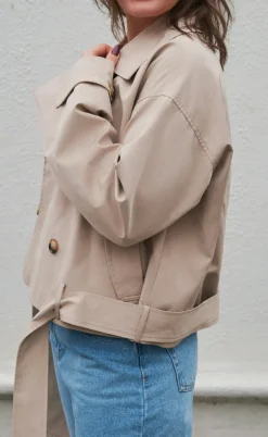 Neo Noir Jakke - Sia F - Sand