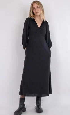 Neo Noir Kjole - Ilma - Black