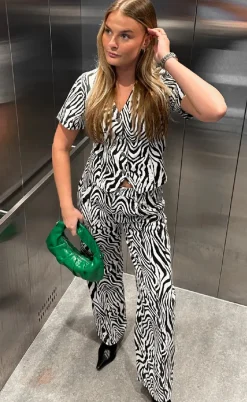 Noella Bukser - Stormy - Taleah Zebra Print