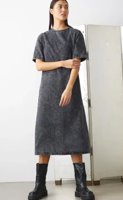 Noella Kjole - Jannah - Grey 90s Wash