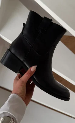 Phenumb Støvler - Martina Low - Leather Black