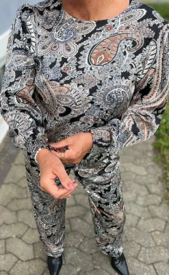 Say INA Copenhagen Bluse - Chili - Paisley Night