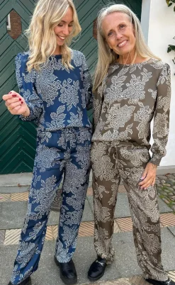 Say INA Copenhagen Bluse - Chili - Dark Brown Flower