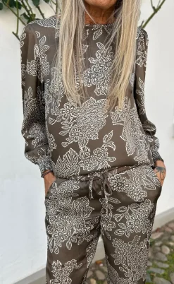 Say INA Copenhagen Bluse - Chili - Dark Brown Flower