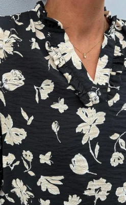 Say INA Copenhagen Bluse - Datia - Black W. Beige Flowers