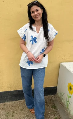 Say INA Copenhagen Bluse - Emma - Blue Leaf Embroidery