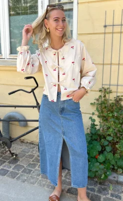 Say INA Copenhagen Bluse - Leonora - Off White W. Cherry