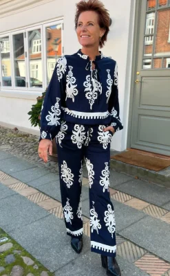 Say INA Copenhagen Bukser - Tora - Navy Blue Paisley