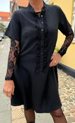 Say INA Copenhagen Kjole - Flora - Black