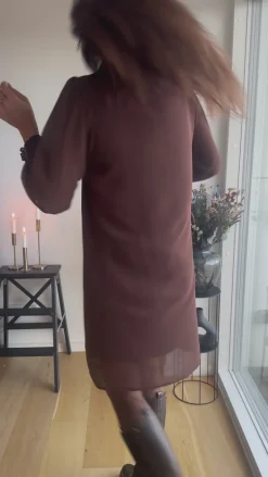 Say INA Copenhagen Kjole - Cami - Chocolate