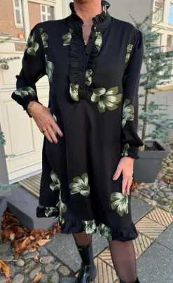 Say INA Copenhagen Kjole - Pia - Black W. Green Flower