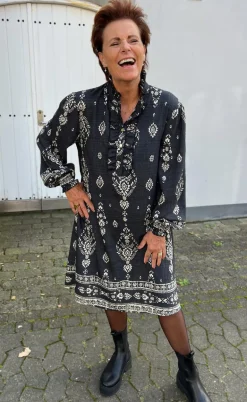 Say INA Copenhagen Kjole - Paulina - Antracit W. Paisley