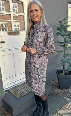Say INA Copenhagen Kjole - Paulina - Mixed Paisley