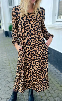 Say INA Copenhagen Kjole - Lia Poplin - Leopard