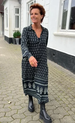 Say INA Copenhagen Kjole - Camma - Black W. Print