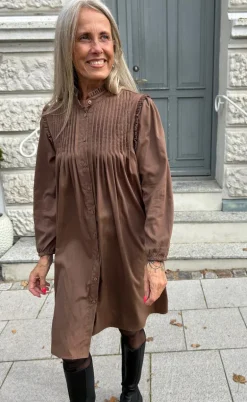 Say INA Copenhagen Kjole - Loui - Brown