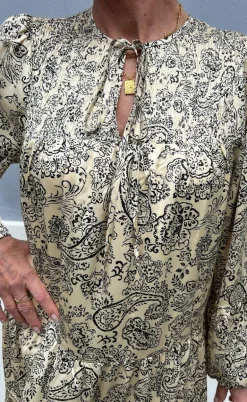 Say INA Copenhagen Kjole - Vanessa - Creme / Black Paisley