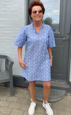 Say INA Copenhagen Kjole - Salina - Blue Embroidery Flower
