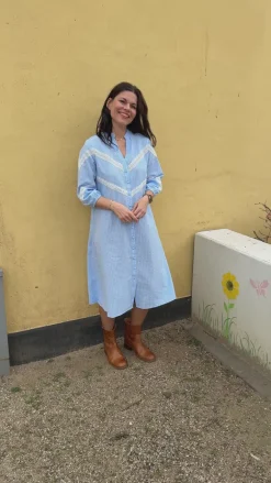 Say INA Copenhagen Kjole - Viola - Blue Striped