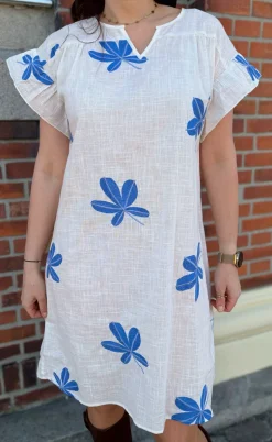 Say INA Copenhagen Kjole - Emma - Blue Leaf Embroidery