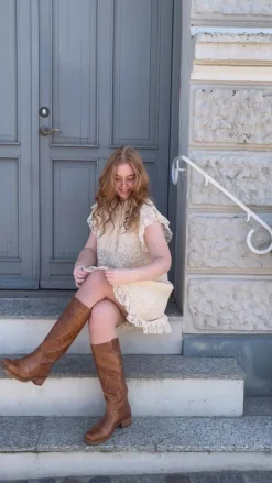 Say INA Copenhagen Kjole - Pia Lace Summer - Creme