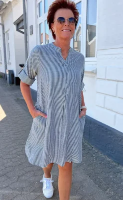 Say INA Copenhagen Kjole - Nia - Black Striped